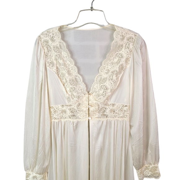 Shadow Line True Vintage Made in USA Sheer Lace Bridal Vibes Night Gown S - Picture 3 of 15